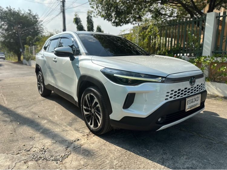 Toyota Corolla Cross 2024 1.8 HEV Premium Utility-car ไฮบริด ไม่ติดแก๊ส เกียร์อัตโนมัติ ขาว รูปที่ 3