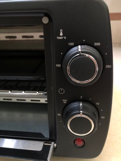 เตาอบ Electrolux 9 ลิตร ไฟบนล่าง เหมาะสำหรับปิ้งขนมปัง หรืออบขนมอบคุ้กกี้จำนวนน้อย รูปที่ 4