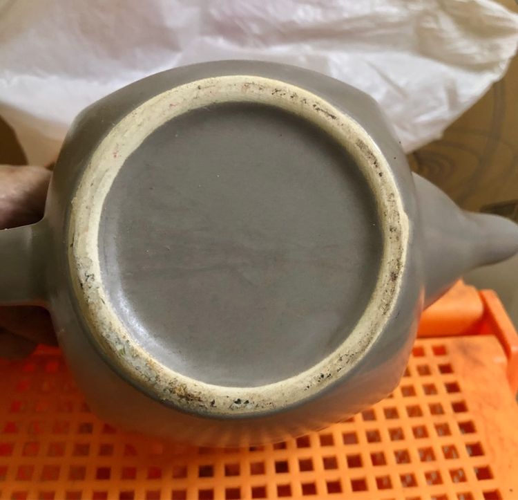 กาน้ำชาเซรามิก สีเทาเข้ม ทรงสวย ของใหม่ สภาพดี ไม่มีแตกร้าว รูปที่ 5