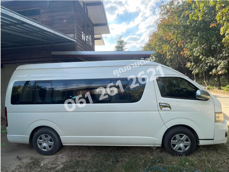 Toyota Commuter 2012 2.5 Van ดีเซล ไม่ติดแก๊ส เกียร์ธรรมดา ขาว รูปที่ 3