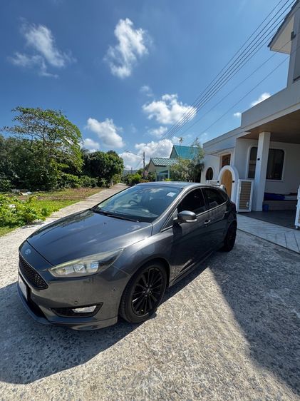 Ford Focus 2017 1.5 Sport Sedan เบนซิน ไม่ติดแก๊ส เกียร์อัตโนมัติ เทา รูปที่ 3
