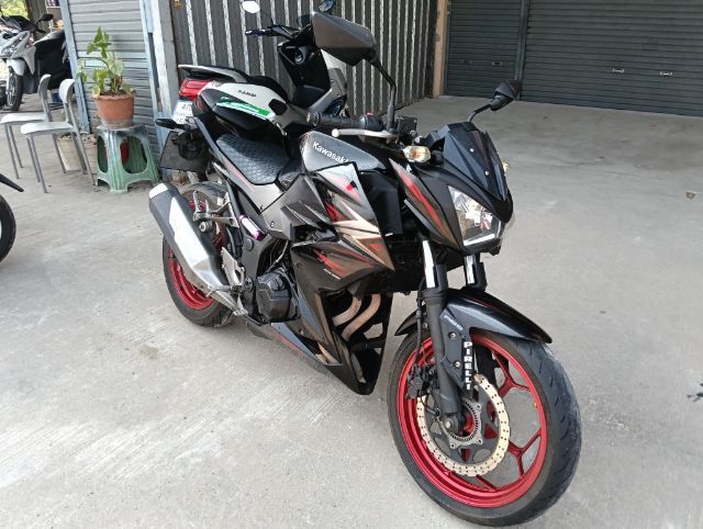 Z300 absปกติ เครื่องดี เอกสารครบ