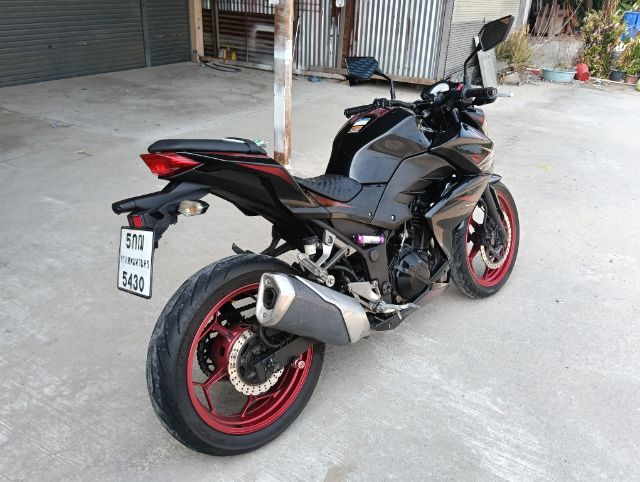 Z300 absปกติ เครื่องดี เอกสารครบ รูปที่ 3