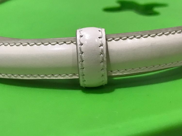 Gucci ของแท้ เข็มขัด สภาพดี สีครีมอ่อน รูปที่ 9