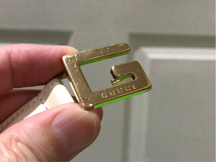 Gucci ของแท้ เข็มขัด สภาพดี สีครีมอ่อน รูปที่ 4