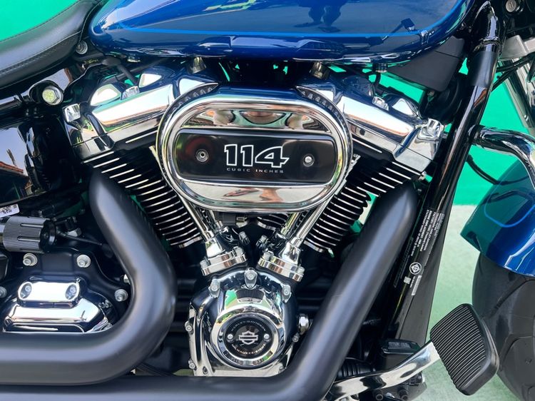 Harley-Davidson Fatboy สีน้ำเงิน ปี2022 วิ่ง 7,000โล รถมือเดียว  รูปที่ 6