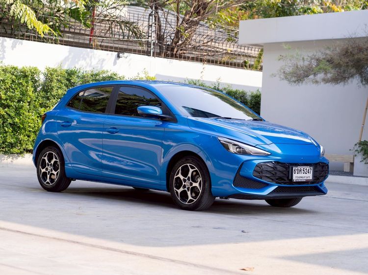 รถ MG MG3 1.5 X สี ฟ้า