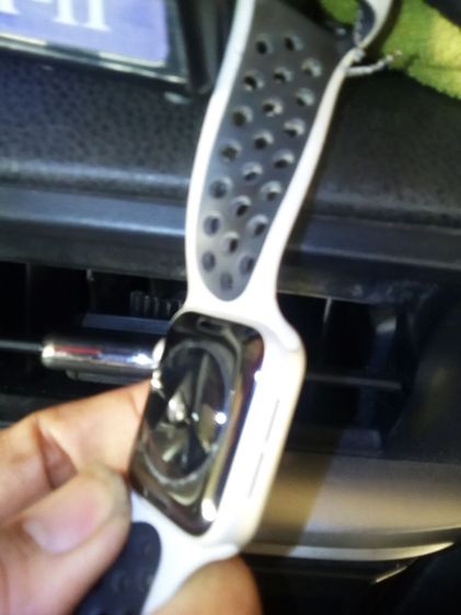 ขาย apple watch se2 Nike 40mm จอร้าว ทุกอย่างปกติ รูปที่ 2