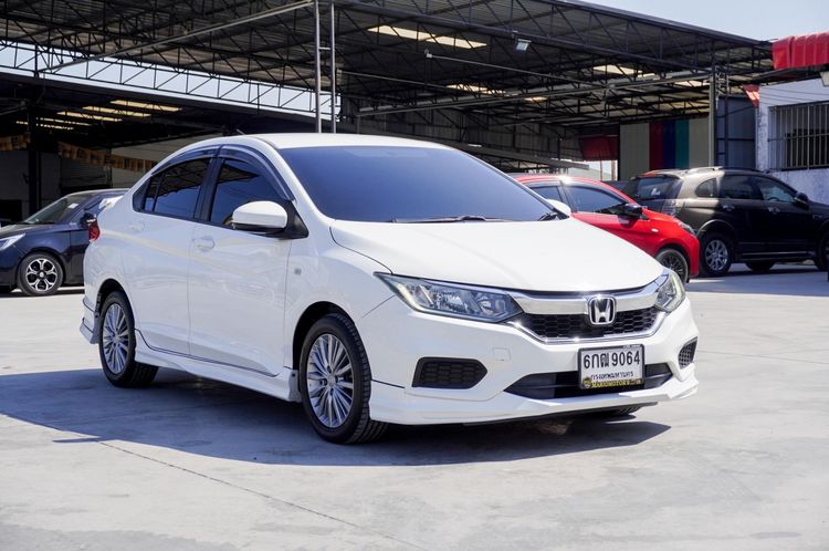 รถ Honda City 1.5 S สี ขาว