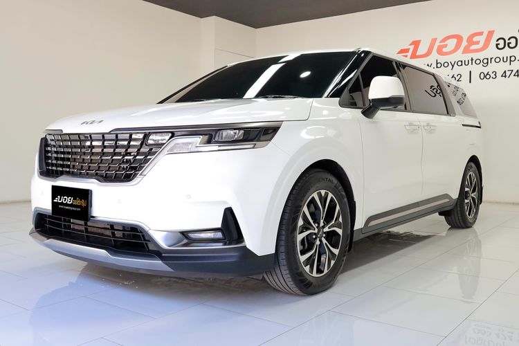 รถ Kia Carnival 2.2 EX สี ขาว