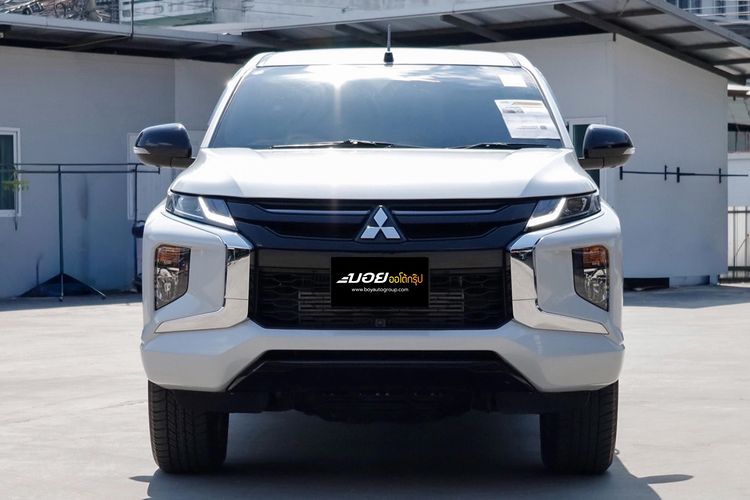 Mitsubishi Triton 2022 All New Mega Cab 2.4 GT Plus Pickup ดีเซล ไม่ติดแก๊ส เกียร์อัตโนมัติ ขาว รูปที่ 2