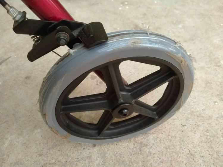 รถเข็นช่วยเดิน พร้อมล้อเลื่อน รูปที่ 5