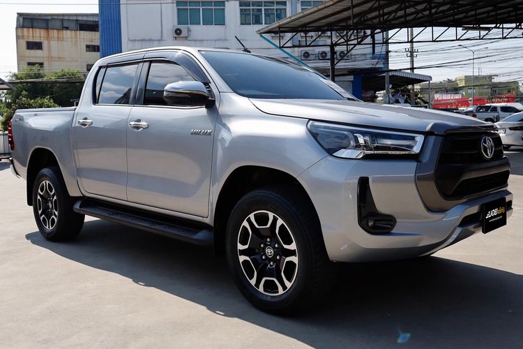Toyota Hilux Revo 2020 Double Cab 2.4 Mid Prerunner Pickup ดีเซล ไม่ติดแก๊ส เกียร์อัตโนมัติ บรอนซ์เงิน รูปที่ 3