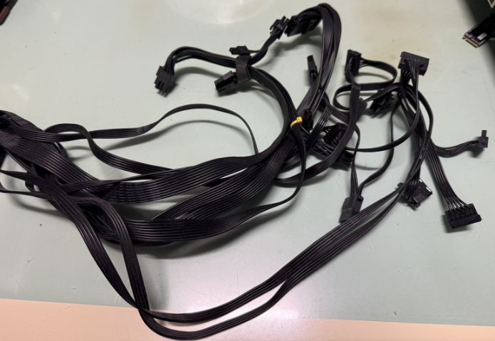 POWER SUPPLY SUPER FLOWER MEGA 700W SF-700R12ST  รูปที่ 4