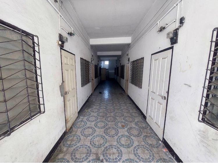 ขายอพาร์ทเม้นท์ใกล้รถไฟฟ้า 30 ห้องราคาถูกมากเพียง 5.89 ล้านบาทต่ำกว่าราคาประเมินแบงค์ ด่วน รูปที่ 3