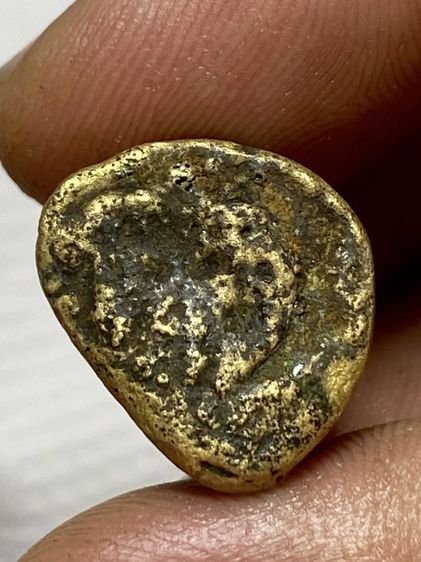 รูปหล่อหลวงพ่อเงินเนื้อทองผสมพิมพ์ขี้ตาสวยๆเก่าๆ รูปที่ 3