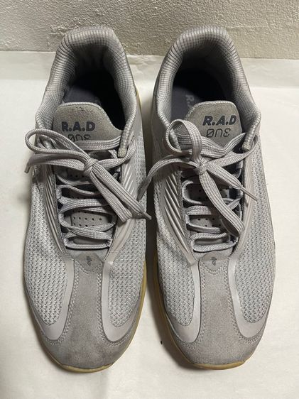 รองเท้า R.A.D One Grey Gum