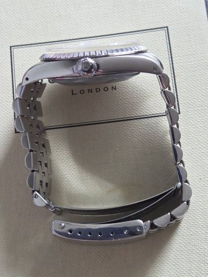 Rolex datejust16220หน้าขาวโรมันขอบเพชรกระจกแซฟไฟรไม่มีกล่องใบ รูปที่ 3