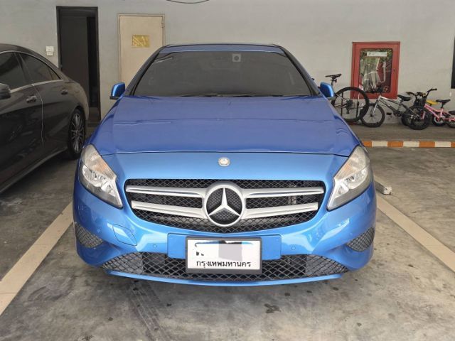 Mercedes-Benz A-Class 2013 A180 Sedan เบนซิน ไม่ติดแก๊ส เกียร์อัตโนมัติ น้ำเงิน รูปที่ 3