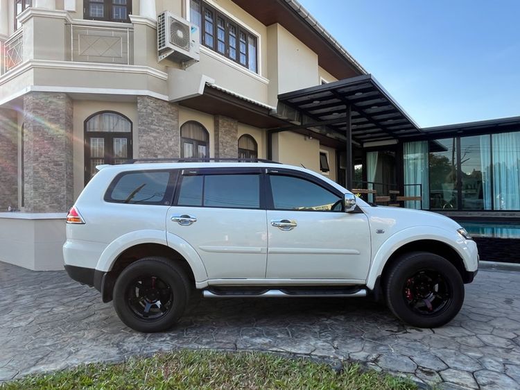 Mitsubishi Pajero Sport 2012 2.5 GT Van ดีเซล ไม่ติดแก๊ส เกียร์อัตโนมัติ ขาว รูปที่ 4
