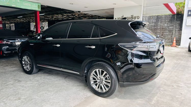 Toyota Harrier 2015 2.5 Hybrid Premium Utility-car ไฮบริด ไม่ติดแก๊ส เกียร์อัตโนมัติ ดำ รูปที่ 2