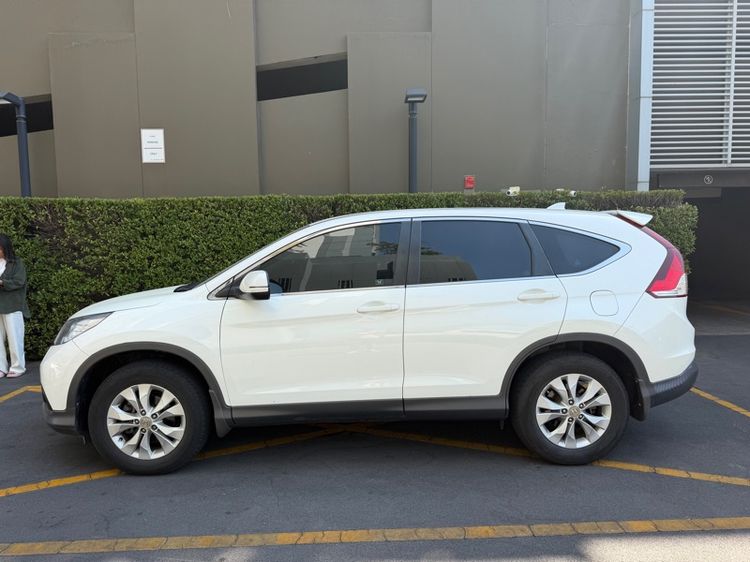 Honda CR-V 2013 2.0 E 4WD Sedan เบนซิน ไม่ติดแก๊ส เกียร์อัตโนมัติ ขาว รูปที่ 2