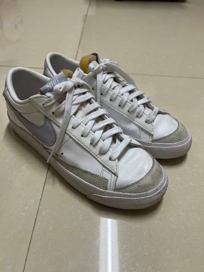 รองเท้า NIKE แท้ มือสอง