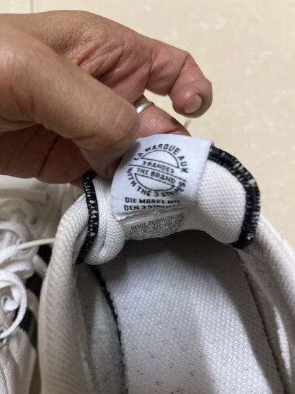 รองเท้า adidas แท้มือสอง รูปที่ 5