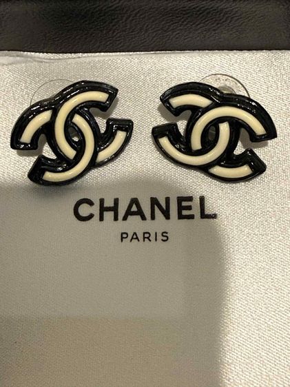 ต่างหู Chanel cc logo ceramic สภาพใหม่