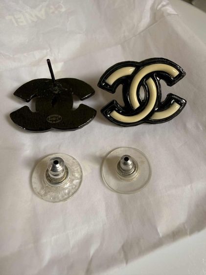 ต่างหู Chanel cc logo ceramic สภาพใหม่ รูปที่ 2