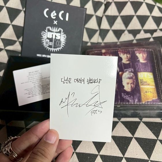 ของสะสม bts ขายคู่ 550฿ รูปที่ 2