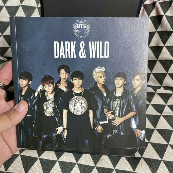 ของสะสม bts Dark and wild 600฿ รูปที่ 12