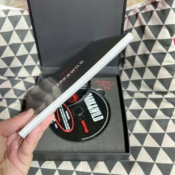 ของสะสม bts Dark and wild 600฿ รูปที่ 10