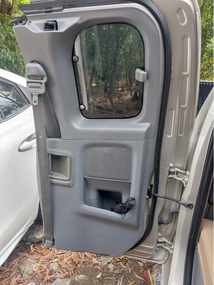 Toyota Hilux Vigo 2010 2.7 Pickup เบนซิน LPG เกียร์ธรรมดา เทา รูปที่ 4