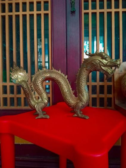 มังกรทองเหลืองแท้เนื้อตันหนาหนัก 1 คู่ขนาดใหญ่สภาพเยี่ยม รูปที่ 2