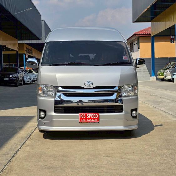 Toyota Commuter 2017 3.0 Van ดีเซล ไม่ติดแก๊ส เกียร์อัตโนมัติ บรอนซ์เงิน รูปที่ 2