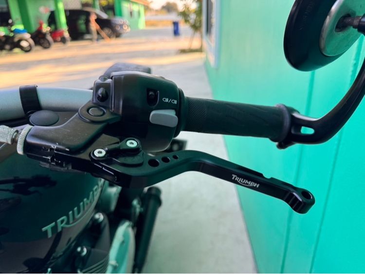 Triumph Bonneville Bobber 1200 ปี17จด18  รูปที่ 17