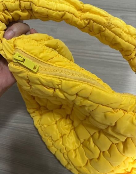 กระเป๋าสะพาย COS รูปที่ 2