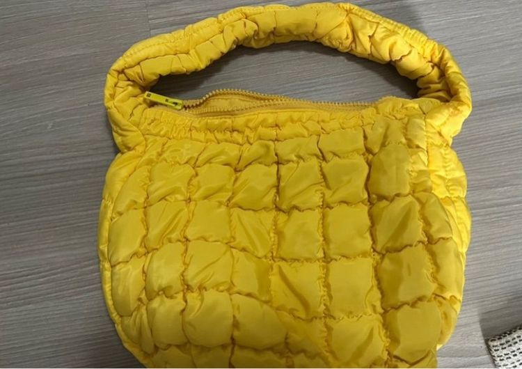 กระเป๋าสะพาย COS รูปที่ 4