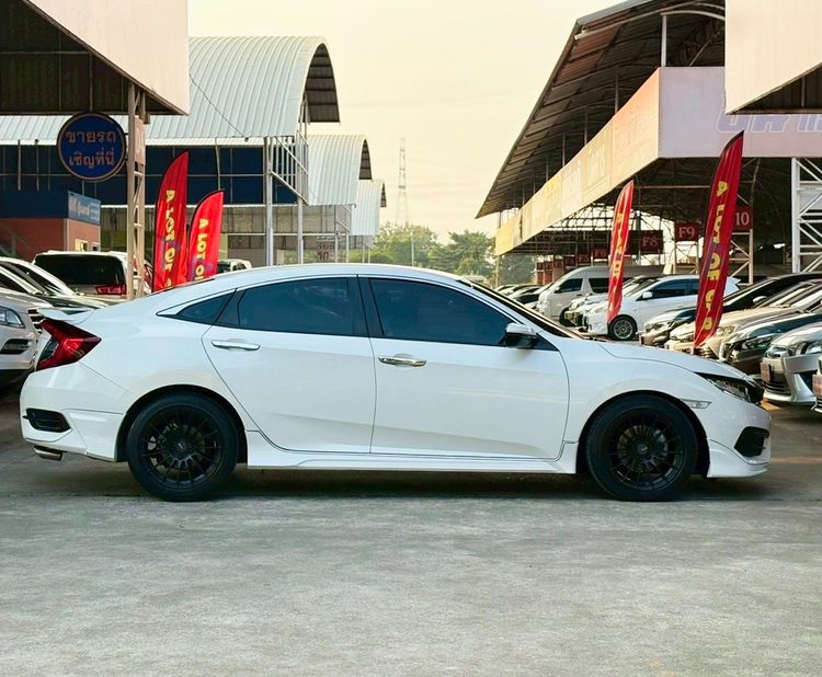Honda Civic 2017 1.8 EL i-VTEC Sedan เบนซิน ไม่ติดแก๊ส เกียร์อัตโนมัติ ขาว รูปที่ 2