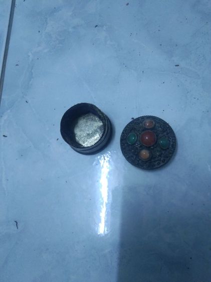 ตลับเงินโบราณ รูปที่ 4