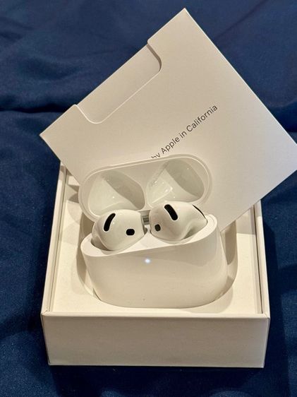 Apple AirPods 4