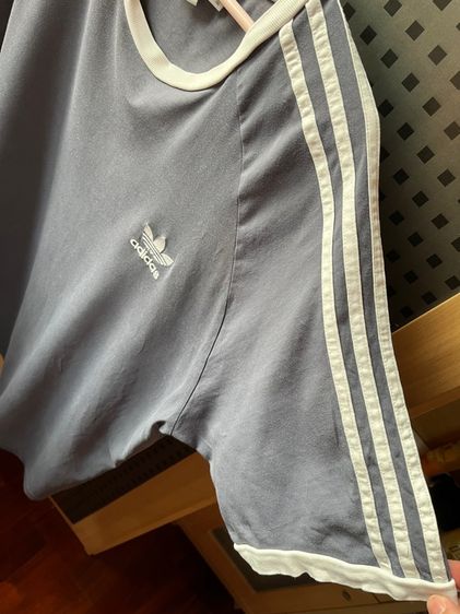 เสื้อยืดแขนสั้น Adidas Adicolor Classics 3-Stripes สีฟ้าเฉดไปทางม่วง 2XL (มือสอง) รูปที่ 3