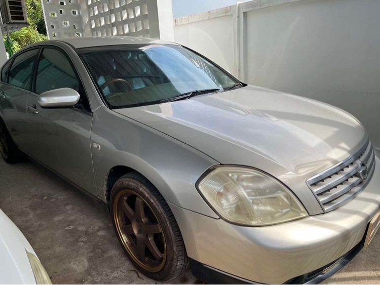 รถ Nissan Teana 2.3 230 JM สี บรอนซ์ทอง