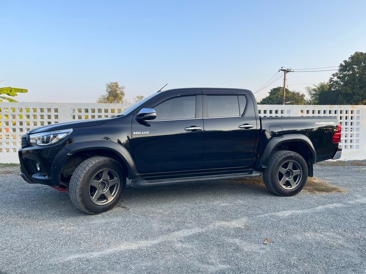 Toyota Hilux Revo 2016 2.4 G Prerunner Pickup ดีเซล ไม่ติดแก๊ส เกียร์ธรรมดา ดำ รูปที่ 2