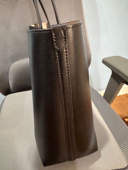 Kate Spade กระเป๋าหนัง Saffiano รูปที่ 3