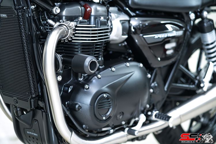 TRIUMPH SPEED TWIN 900 สีดำ ปี2024 วิ่ง 5,700km ไมล์แท้ มือเดียวสภาพป้ายแดงไร้ริ้วรอย รูปที่ 9