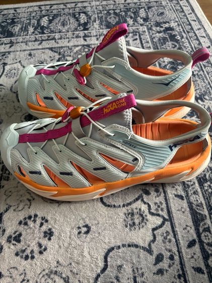 รองเท้า รูปที่ 2