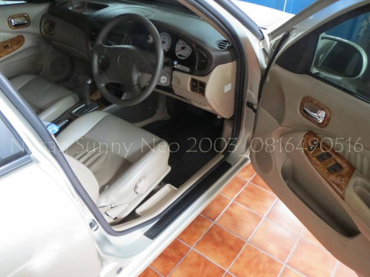 รถ Nissan Sunny 1.6 GL Neo สี บรอนซ์ทอง