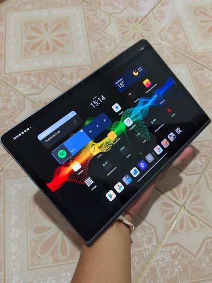 256 GB Lenovo Tab plus